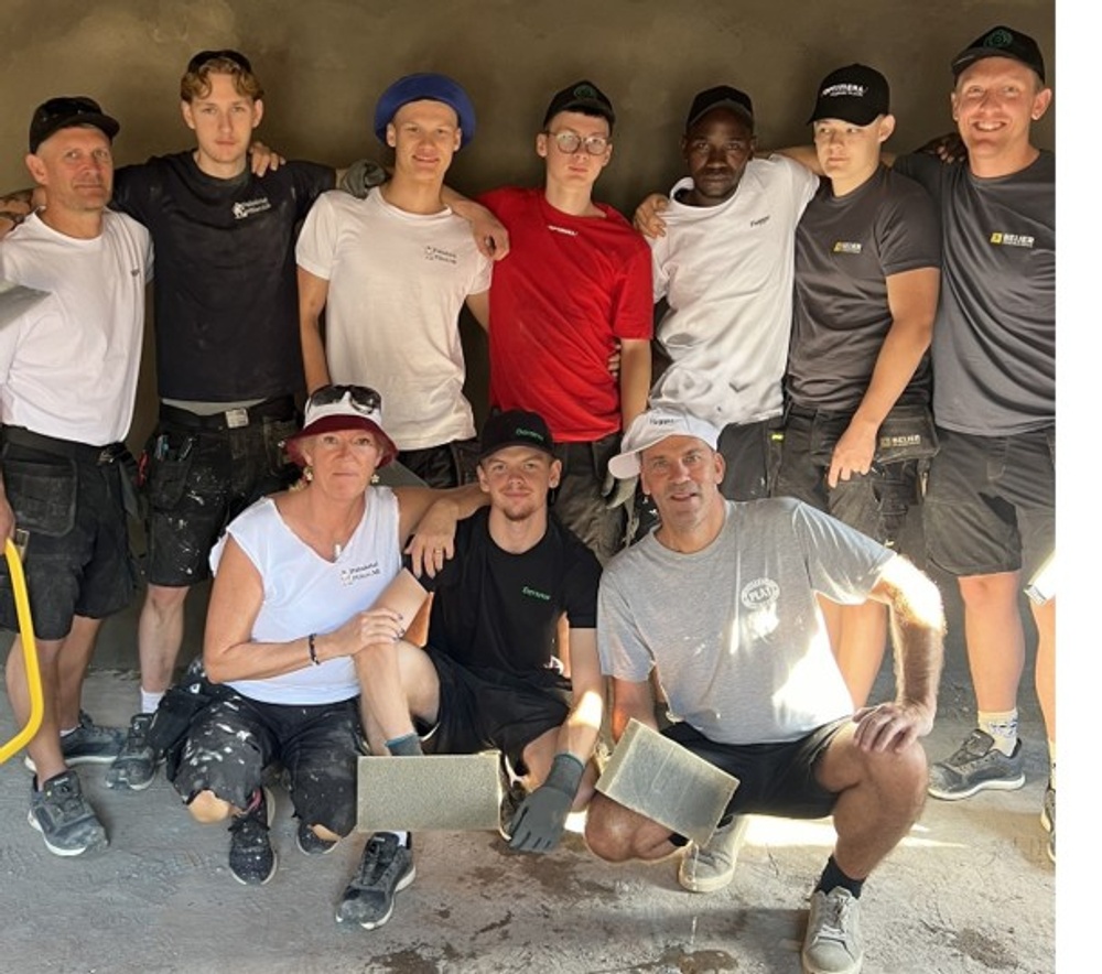 Byggarbete och hållbar utveckling hand i hand när trelleborgsgymnasister åker till Zambia